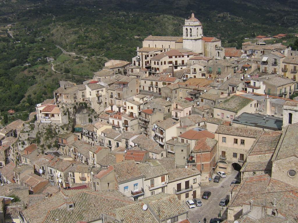 Il Castello Bed & Breakfast Petralia Sottana Exterior photo