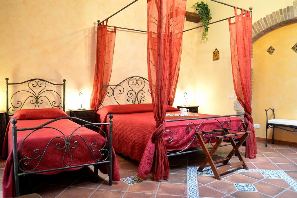 Il Castello Bed & Breakfast Petralia Sottana Exterior photo
